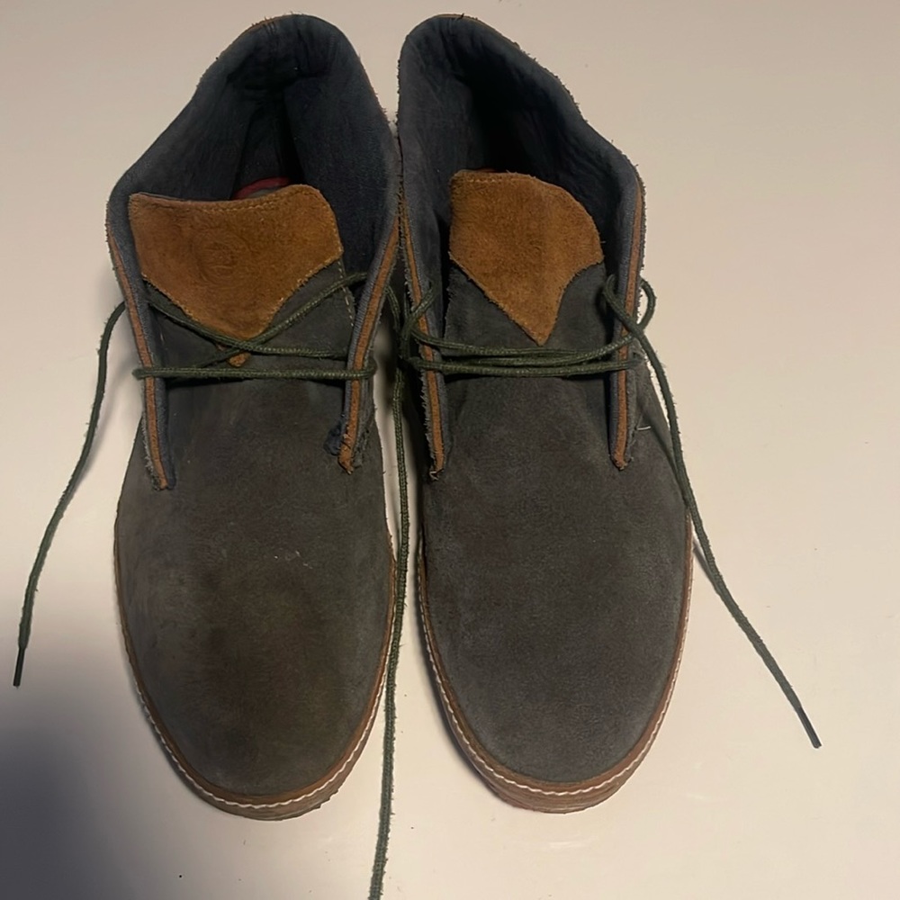 Men’s Ted Baker, London, blue suede Chaka boots size 12